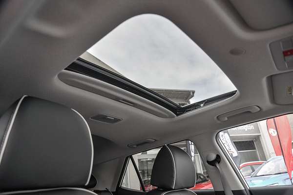 2023 Hyundai Venue Elite QX.V5