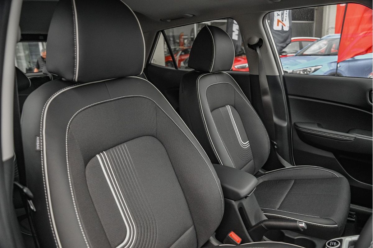 2023 Hyundai Venue Elite QX.V5