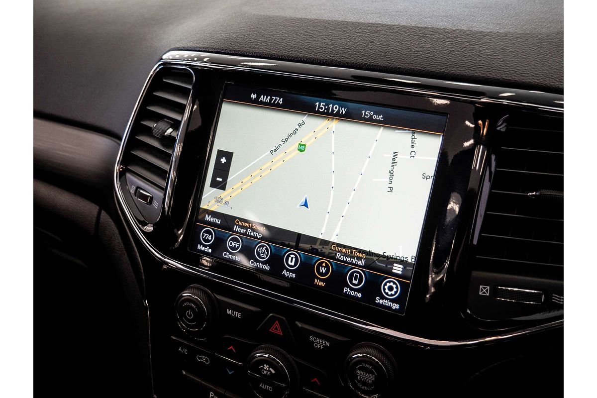 2021 Jeep Grand Cherokee Night Eagle WK