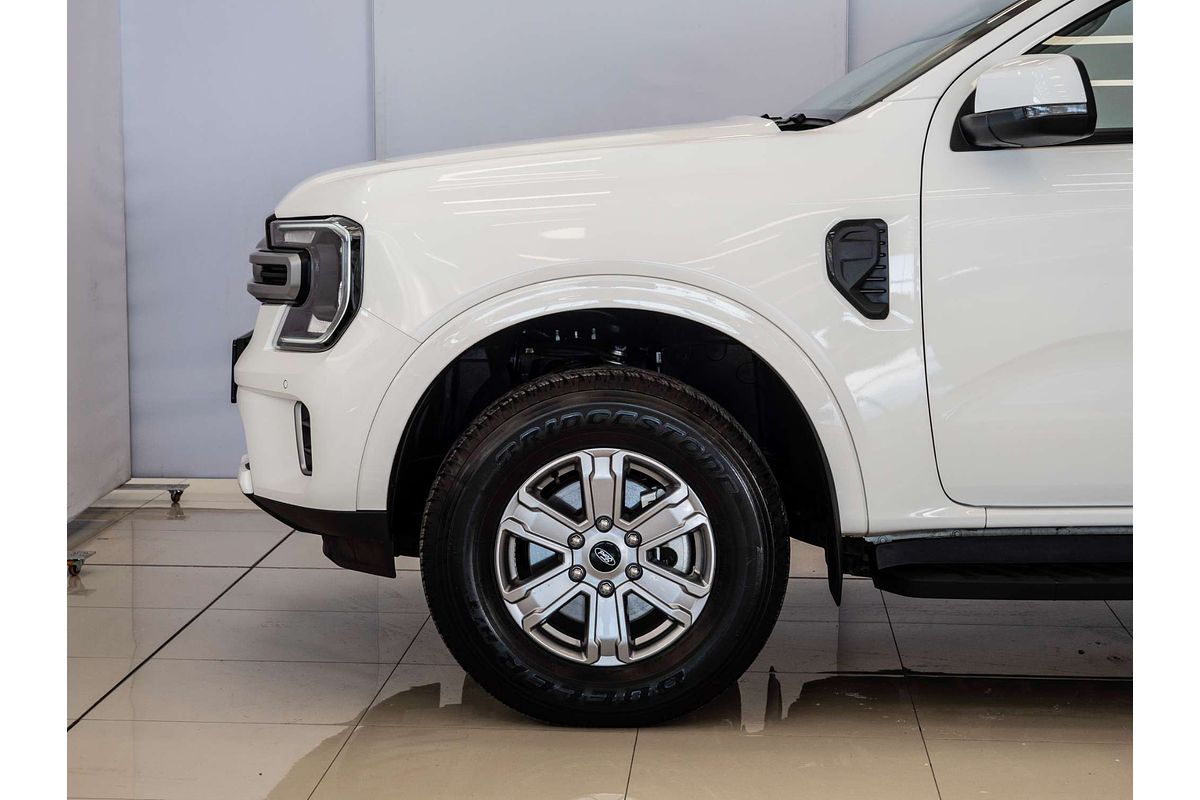 2025 Ford Everest Ambiente 2.0L