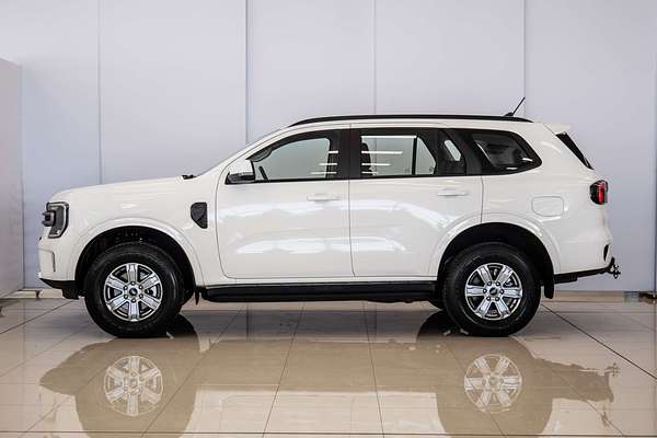 2025 Ford Everest Ambiente 2.0L