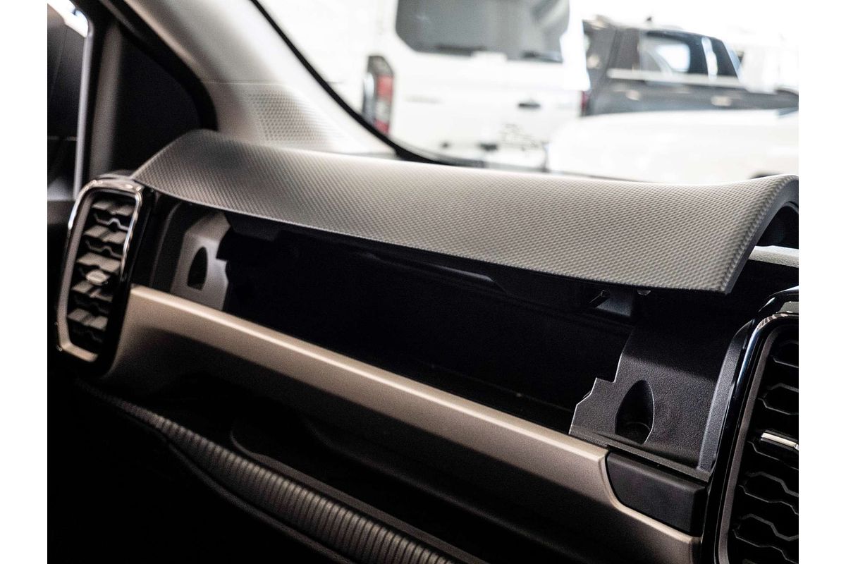 2025 Ford Everest Ambiente 2.0L