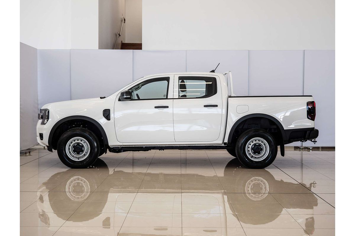 2025 Ford Ranger XL 4X4 2.0L