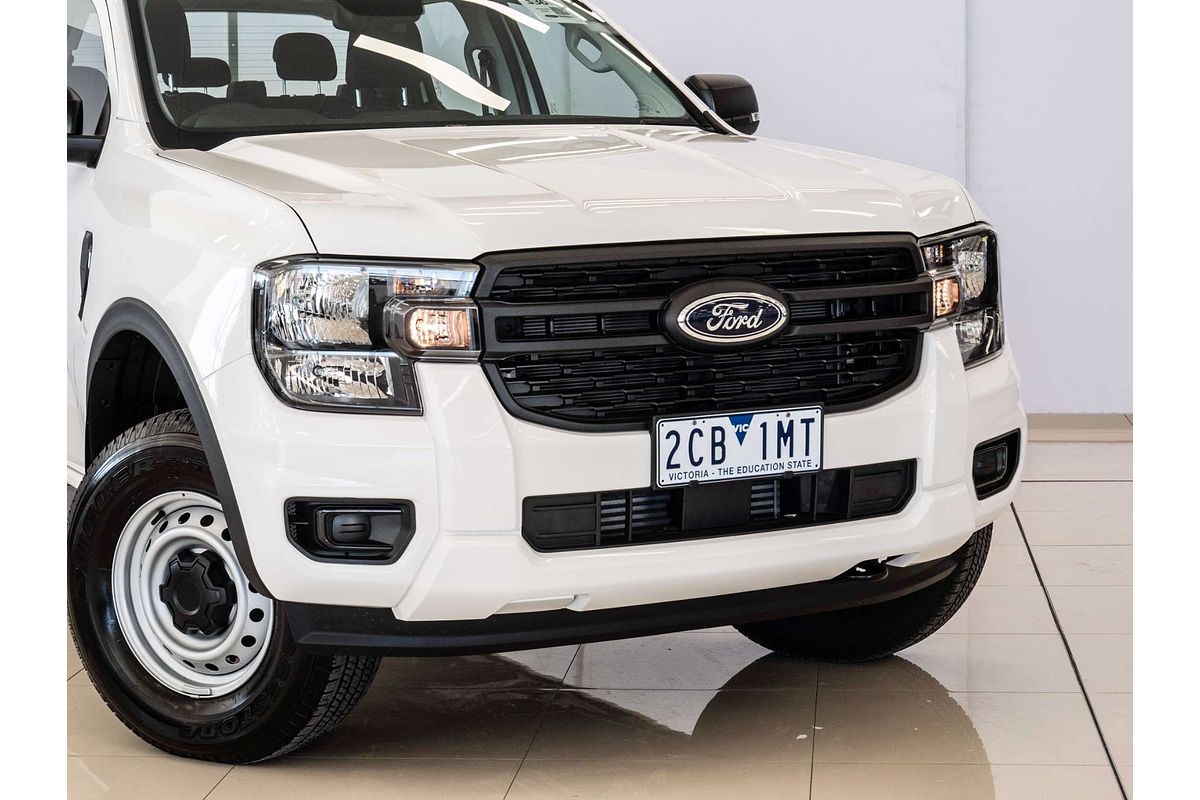 2025 Ford Ranger XL 4X4 2.0L