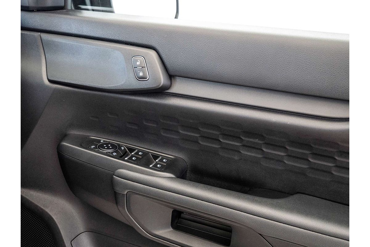 2025 Ford Ranger XL 4X4 2.0L