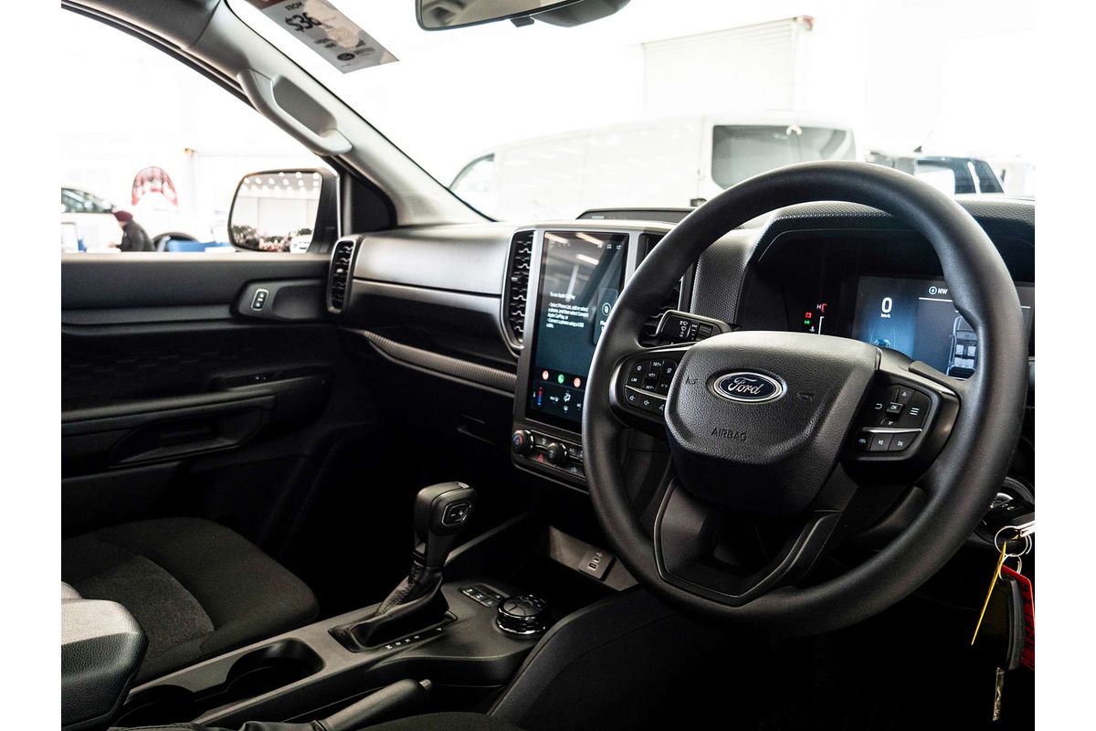 2025 Ford Ranger XL 4X4 2.0L