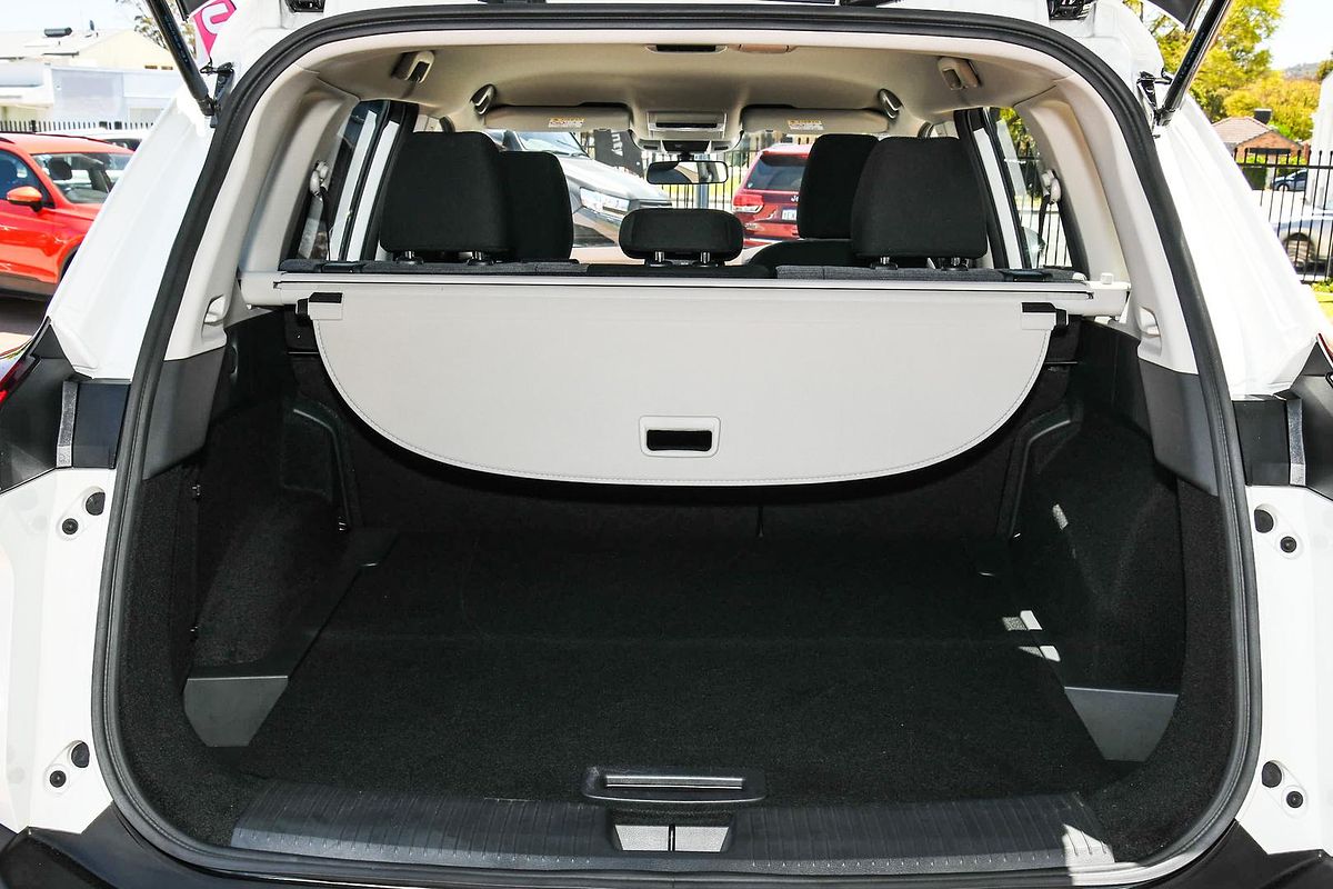 2024 Nissan X-TRAIL ST T33