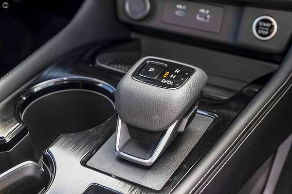 2025 Nissan X-TRAIL ST-L T33