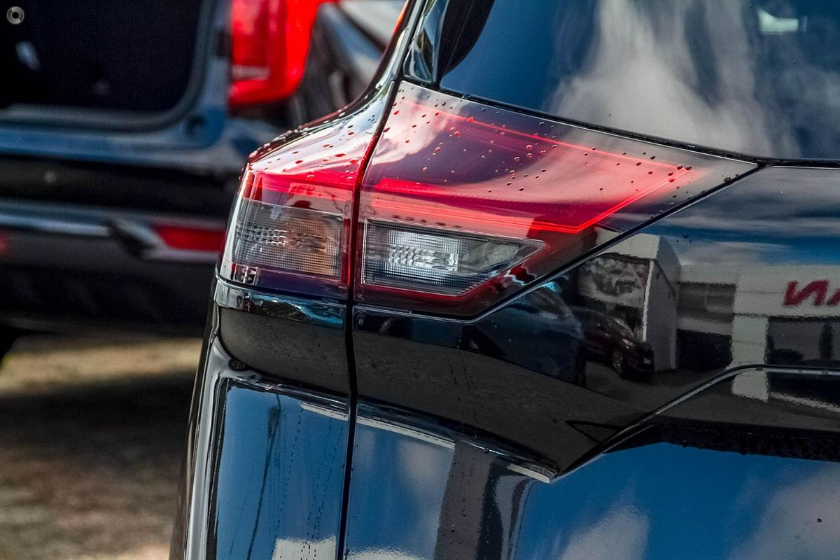 2025 Nissan X-TRAIL ST-L T33