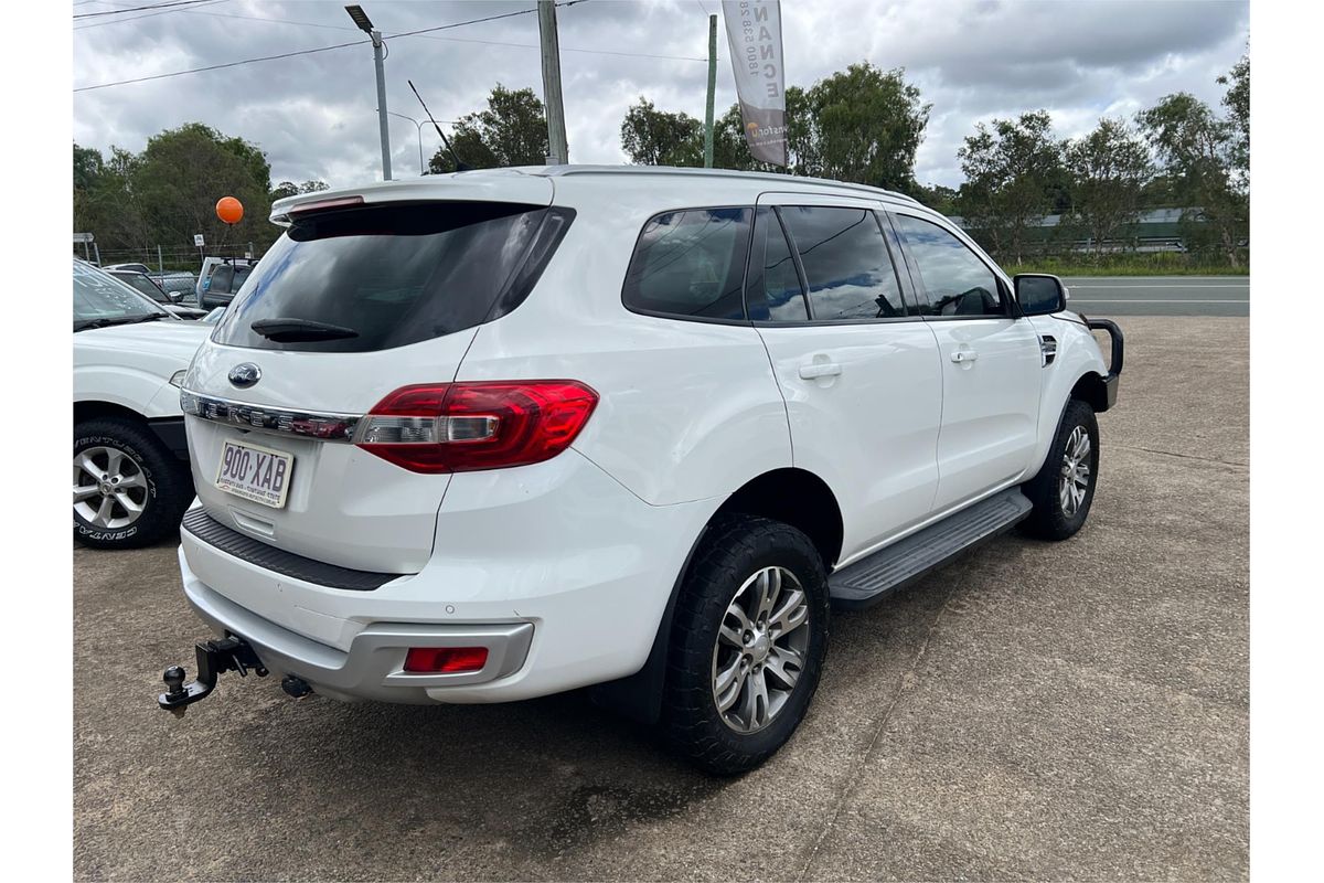 2016 Ford Everest Trend UA