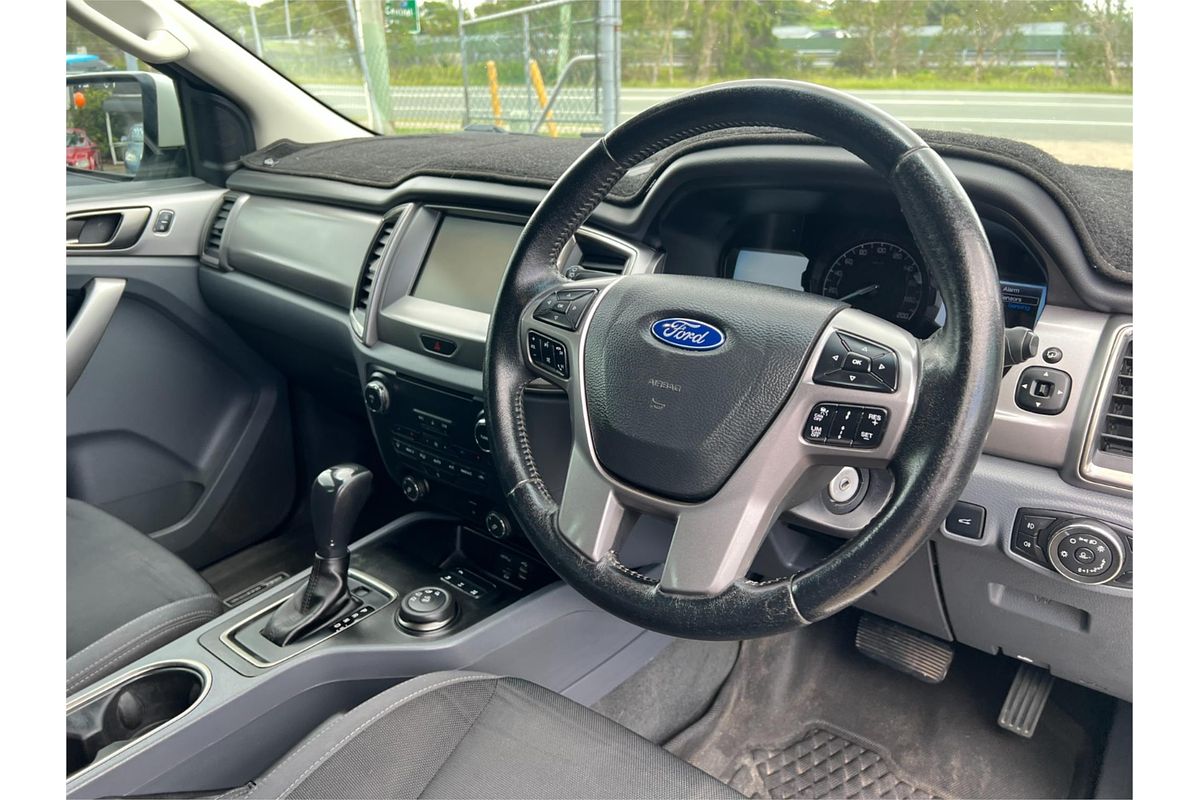 2016 Ford Everest Trend UA