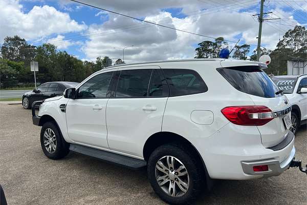 2016 Ford Everest Trend UA