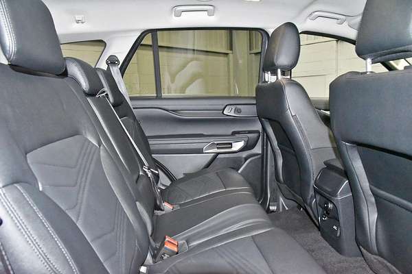 2025 Ford Everest Trend 2.0L