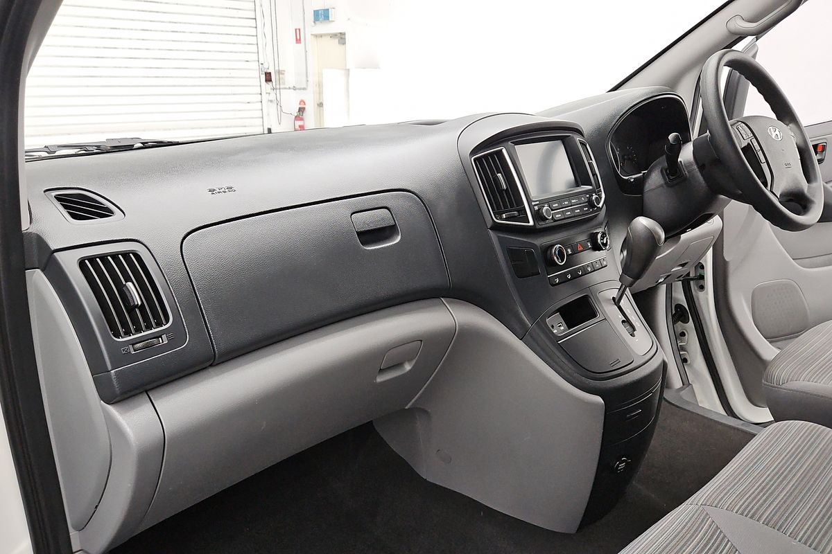 2020 Hyundai iLoad  TQ4