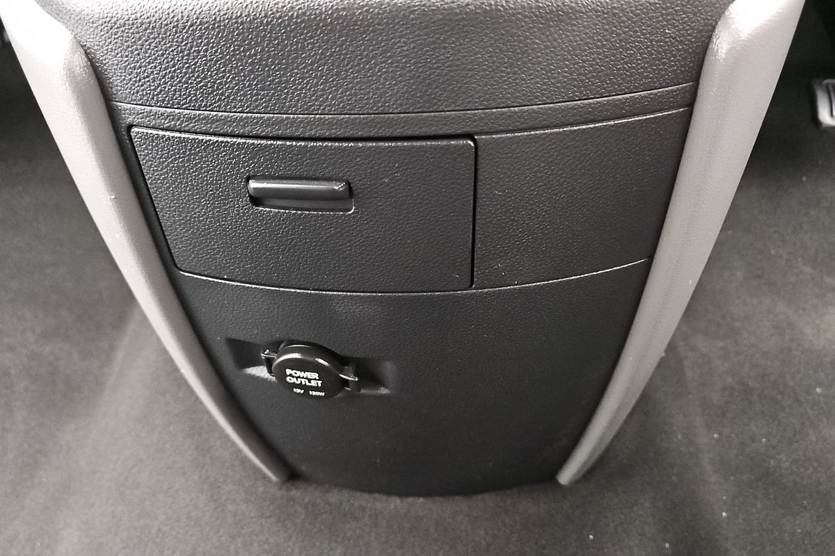 2020 Hyundai iLoad  TQ4