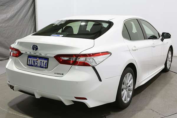 2020 Toyota Camry Ascent Sport AXVH70R