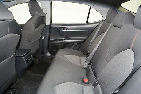 2020 Toyota Camry Ascent Sport AXVH70R