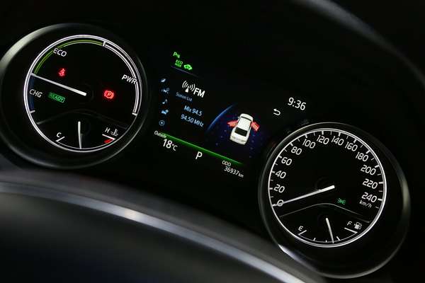 2020 Toyota Camry Ascent Sport AXVH70R