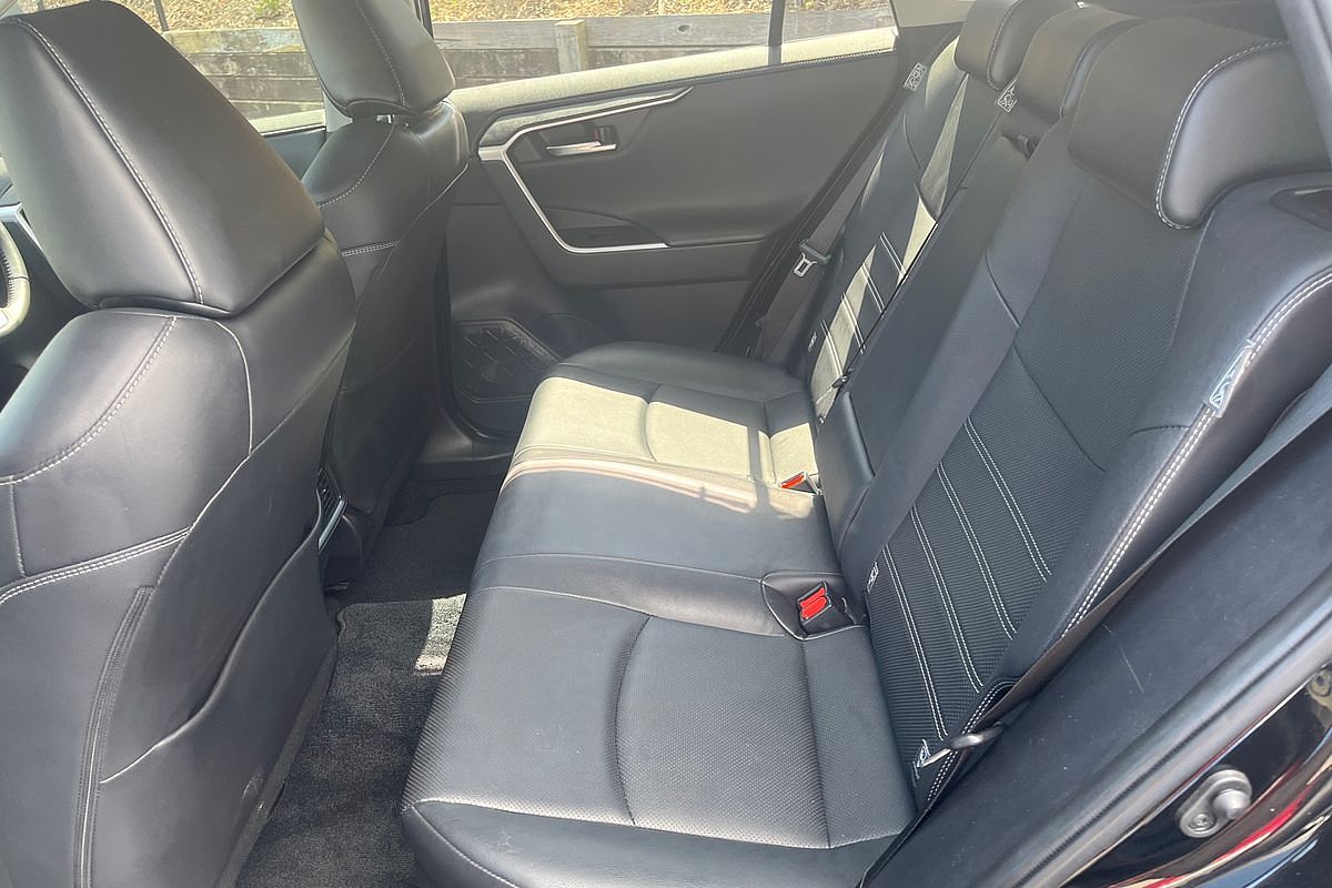 2022 Toyota RAV4 Cruiser AXAH54R