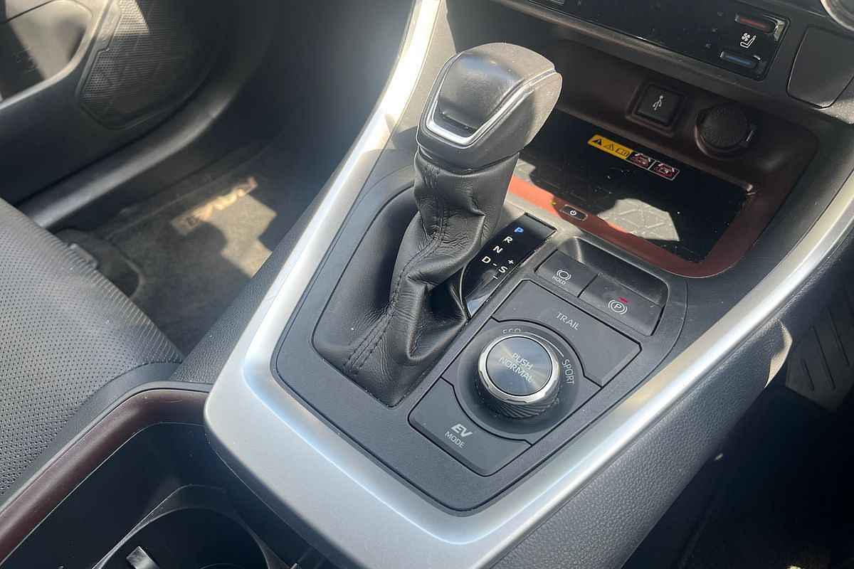 2022 Toyota RAV4 Cruiser AXAH54R