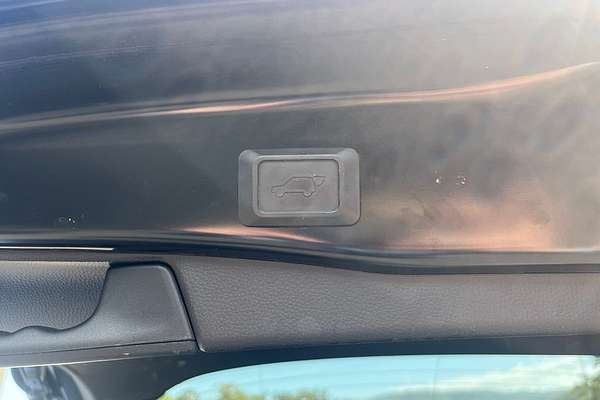 2022 Toyota RAV4 Cruiser AXAH54R