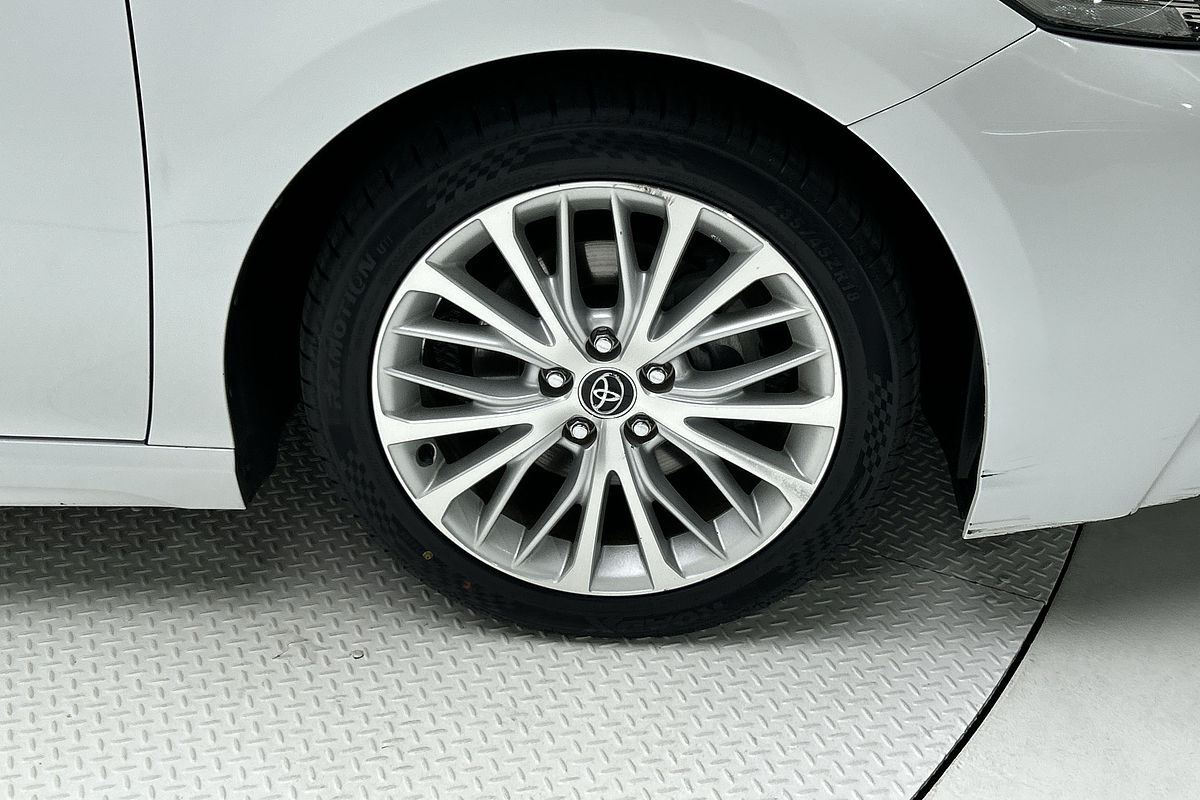 2018 Toyota Camry SL AXVH71R