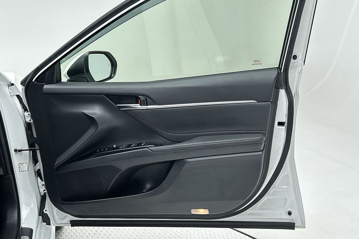 2018 Toyota Camry SL AXVH71R