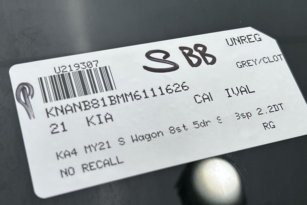 2021 Kia Carnival S KA4