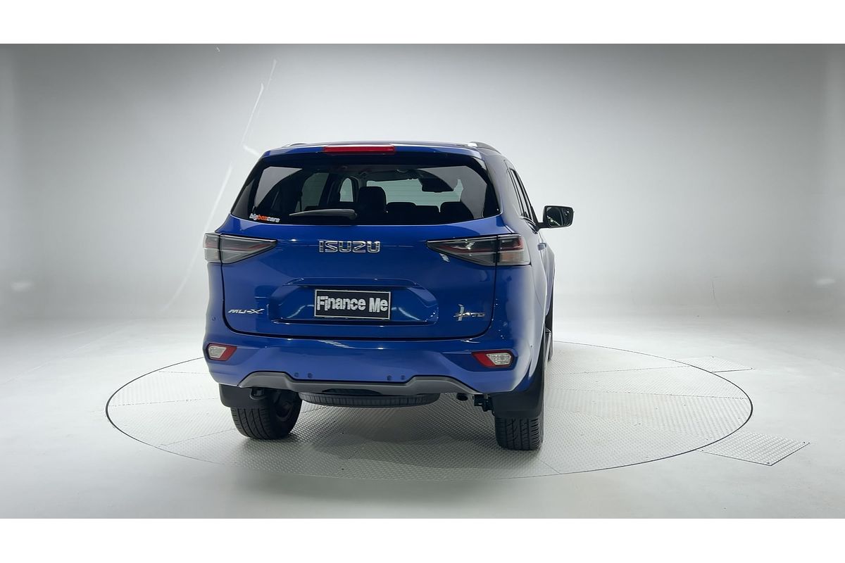 2022 Isuzu MU-X LS-T
