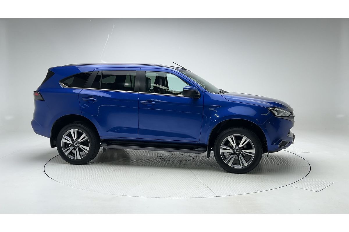 2022 Isuzu MU-X LS-T