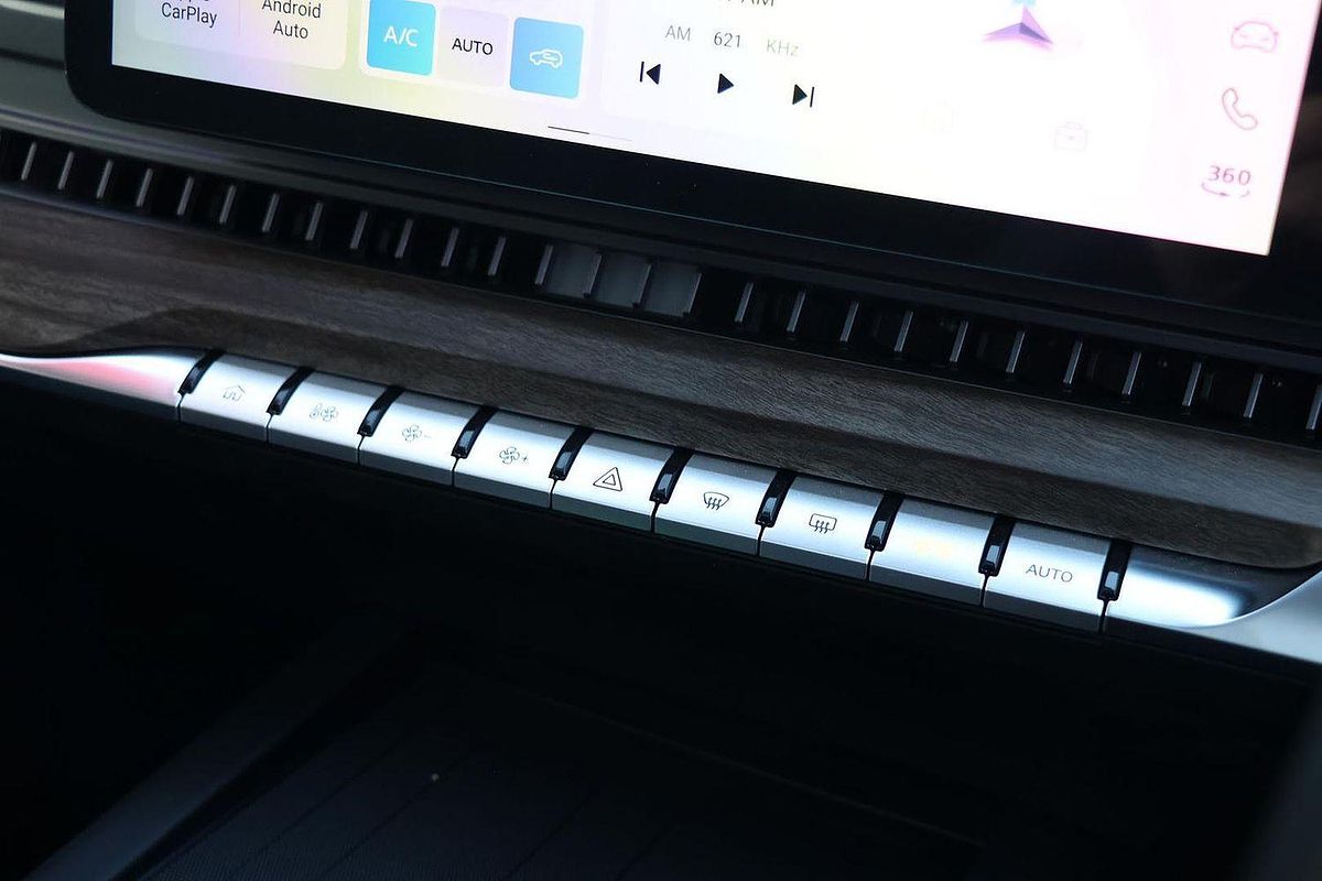 2025 MG QS Excite IS31