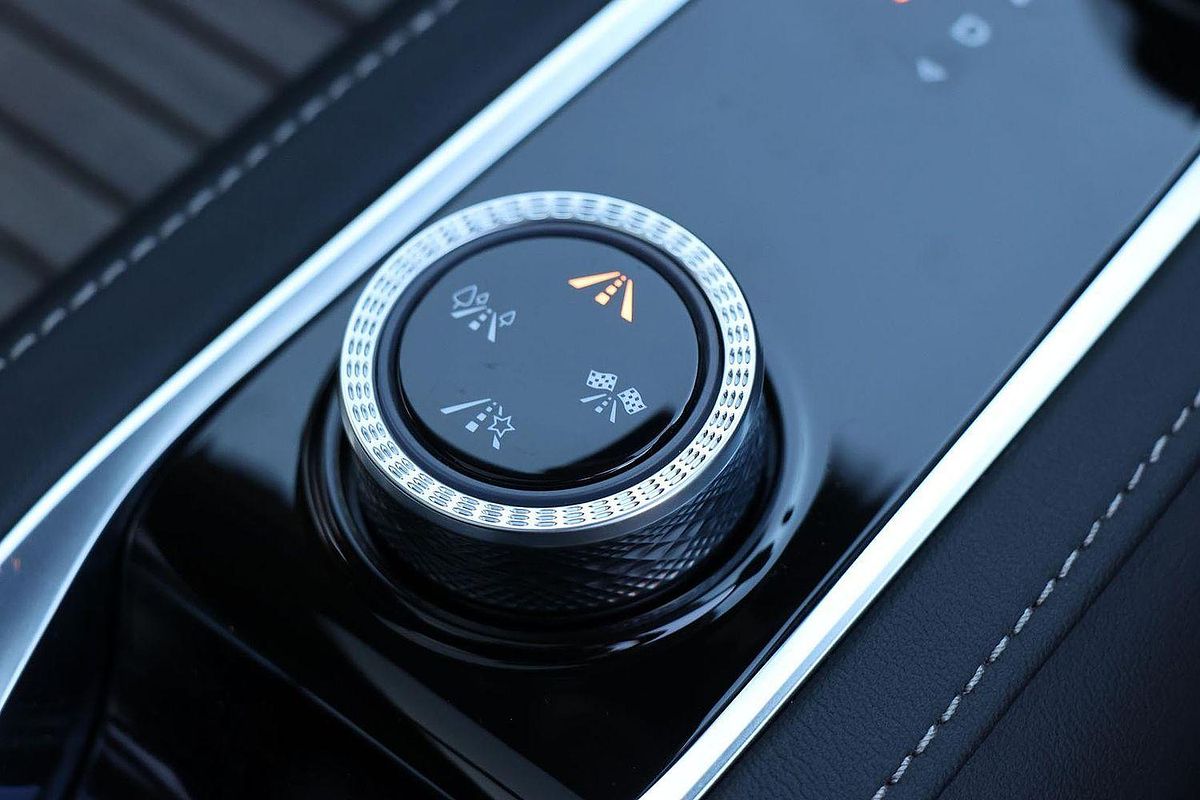 2025 MG QS Excite IS31