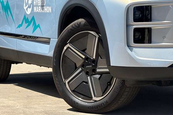 2025 Jaecoo J7 SHS Summit