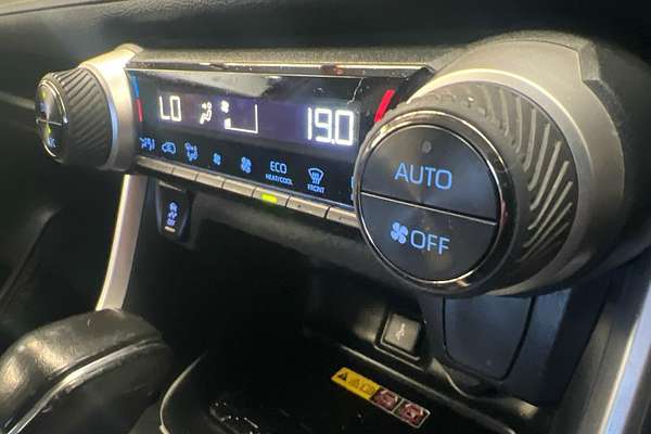 2021 Toyota RAV4 GXL AXAH52R