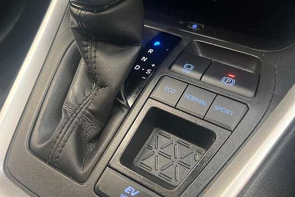 2021 Toyota RAV4 GXL AXAH52R