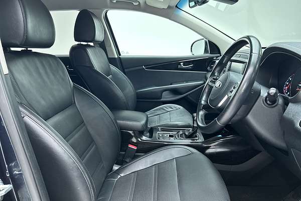 2019 Kia Sorento SLi UM