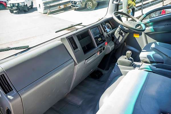 2019 Isuzu N Series NPR 45/55-155 4x2 SWB