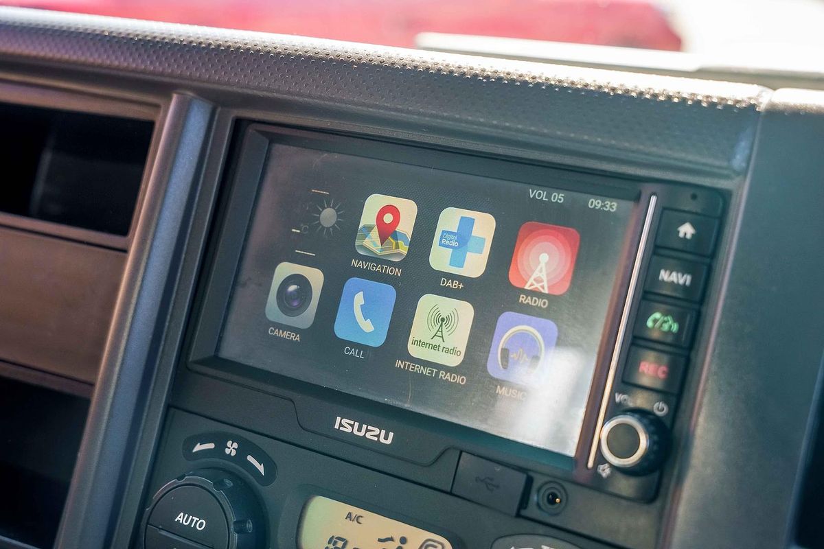 2019 Isuzu N Series NPR 45/55-155 4x2 SWB