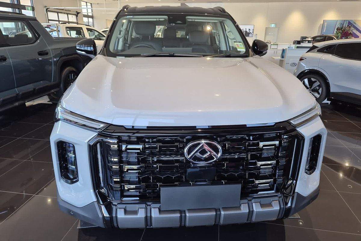 2025 LDV D90 Executive SV9A