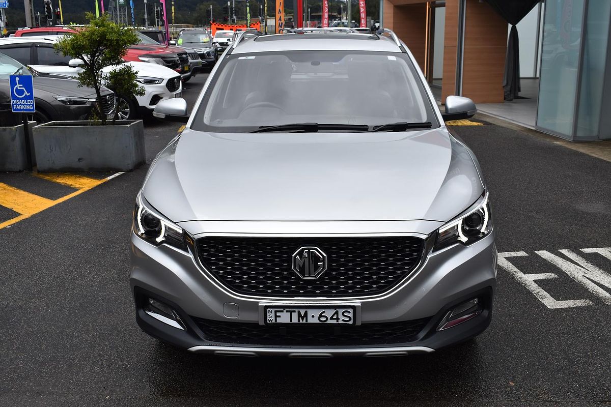 2020 MG ZS Essence AZS1