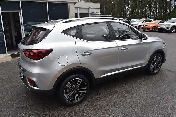 2020 MG ZS Essence AZS1