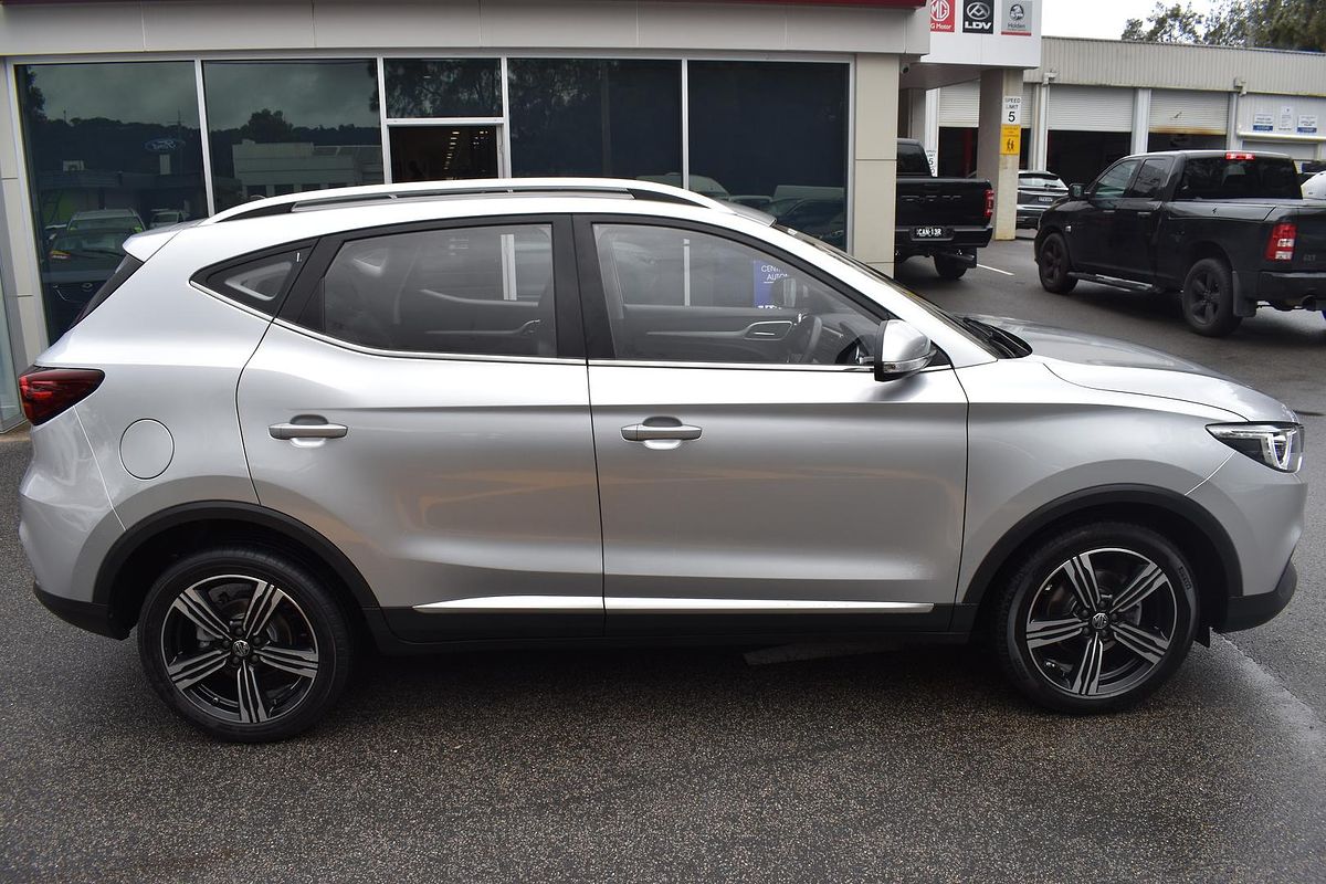 2020 MG ZS Essence AZS1