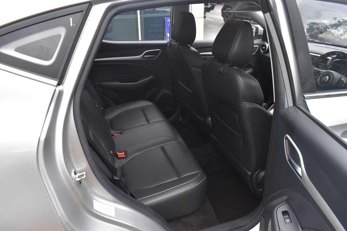 2020 MG ZS Essence AZS1