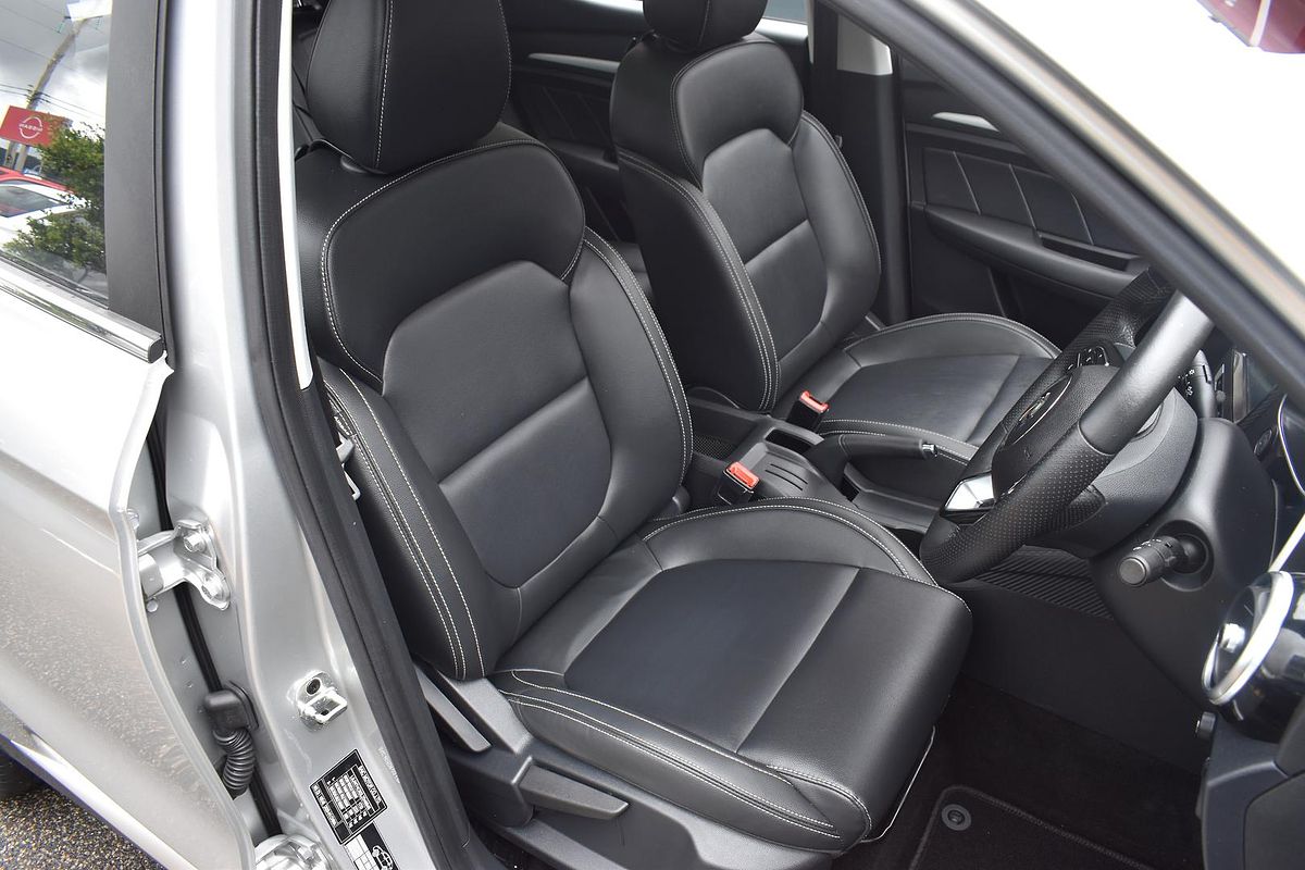 2020 MG ZS Essence AZS1