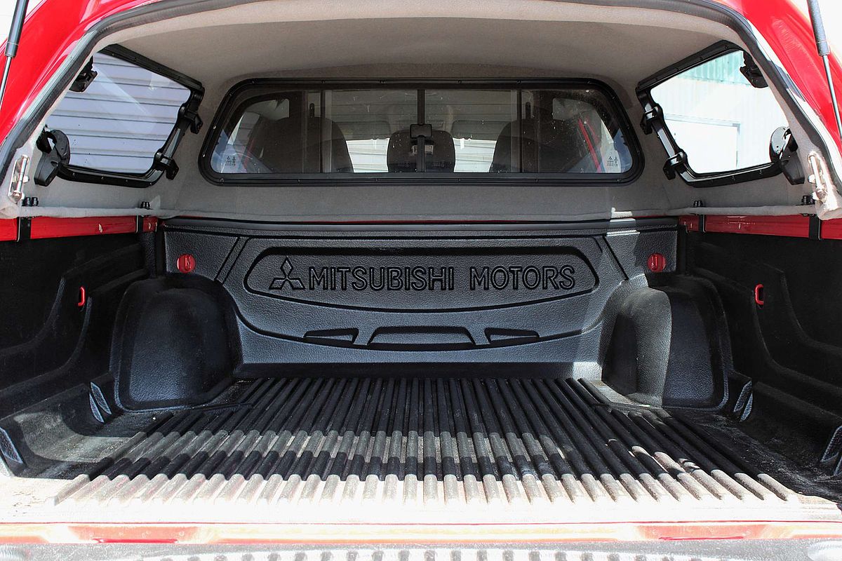 2013 Mitsubishi Triton GLX-R MN 4X4