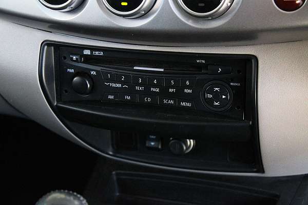 2013 Mitsubishi Triton GLX-R MN 4X4