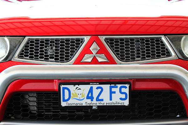 2013 Mitsubishi Triton GLX-R MN 4X4