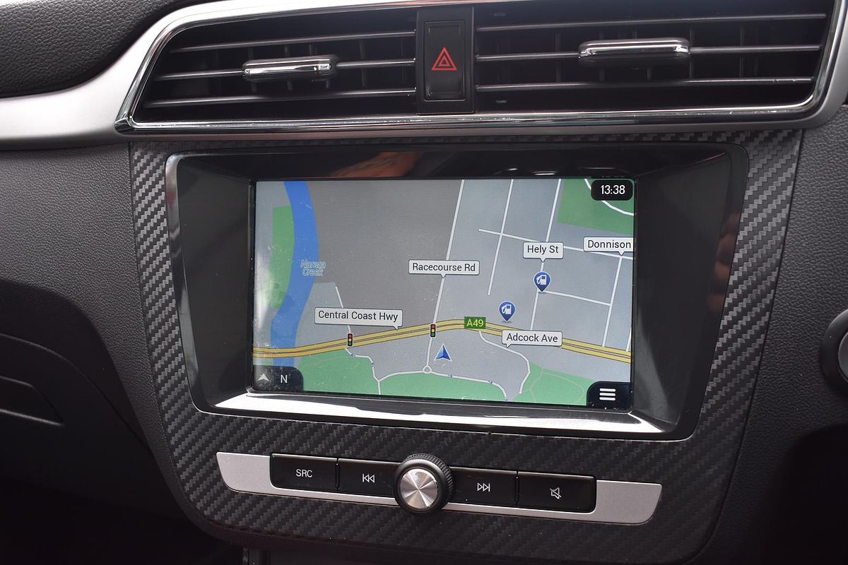 2020 MG ZS Essence AZS1