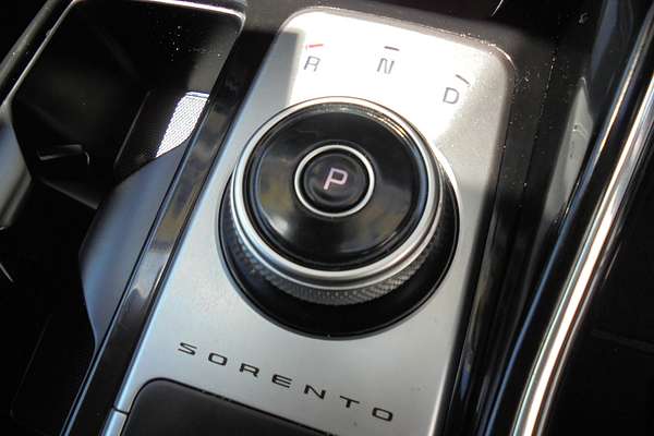 2020 Kia Sorento GT-Line MQ4