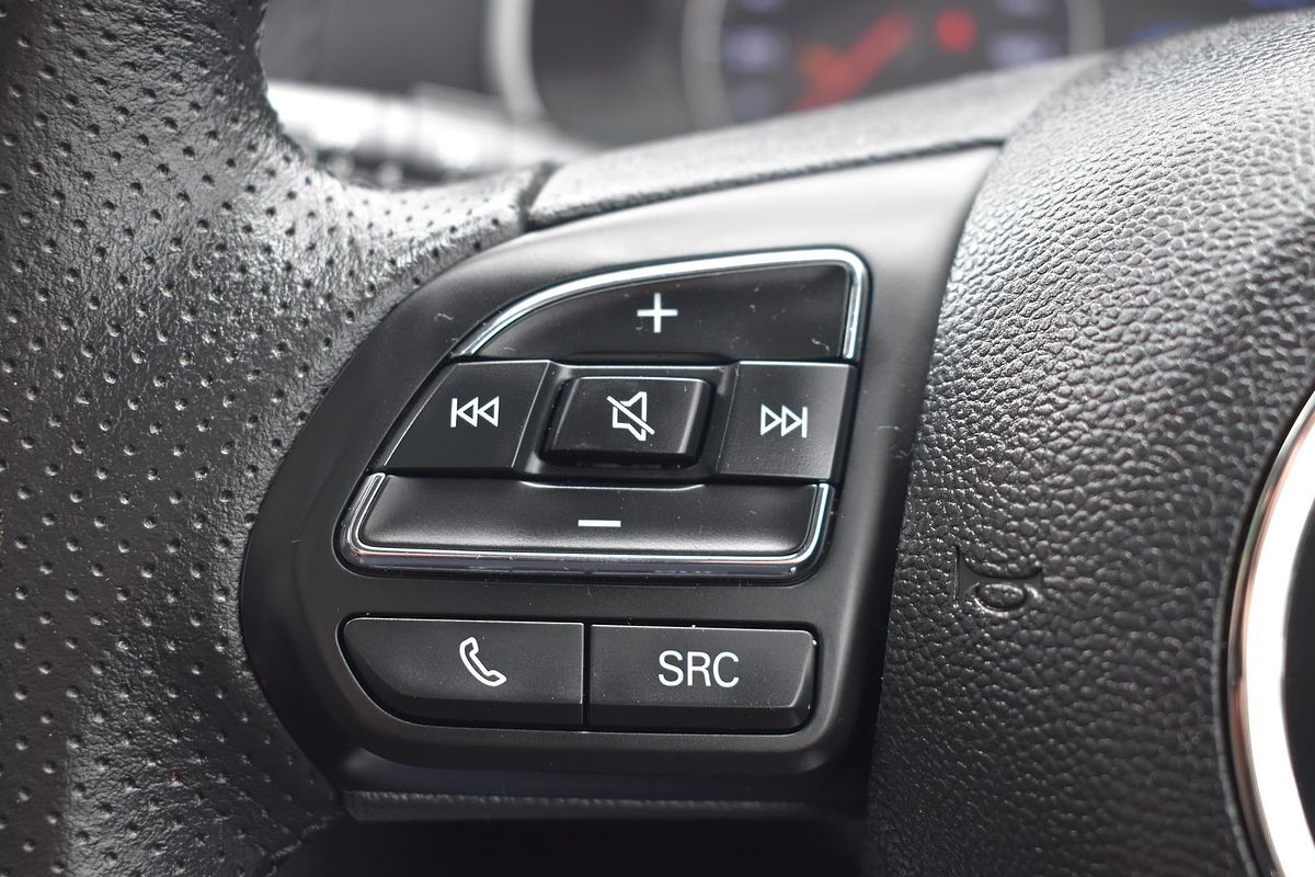 2020 MG ZS Essence AZS1